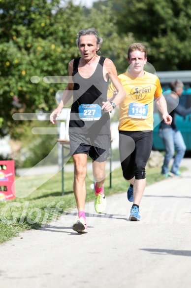 Hofmühl Volksfest-Halbmarathon Gloffer Werd