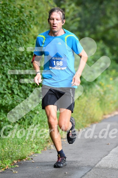 Hofmühl Volksfest-Halbmarathon Gloffer Werd