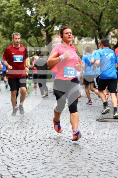 Hofmühlvolksfest-Halbmarathon Gloffer Werd