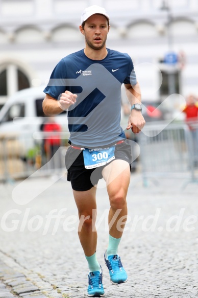 Hofmühlvolksfest-Halbmarathon Gloffer Werd