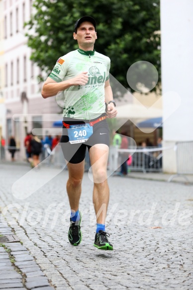 Hofmühlvolksfest-Halbmarathon Gloffer Werd