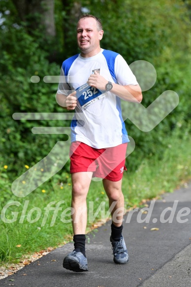 Hofmühl Volksfest-Halbmarathon Gloffer Werd