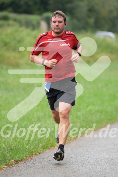 Hofmühlvolksfest-Halbmarathon Gloffer Werd