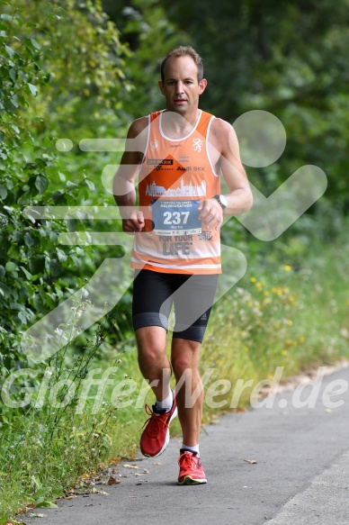 Hofmühl Volksfest-Halbmarathon Gloffer Werd