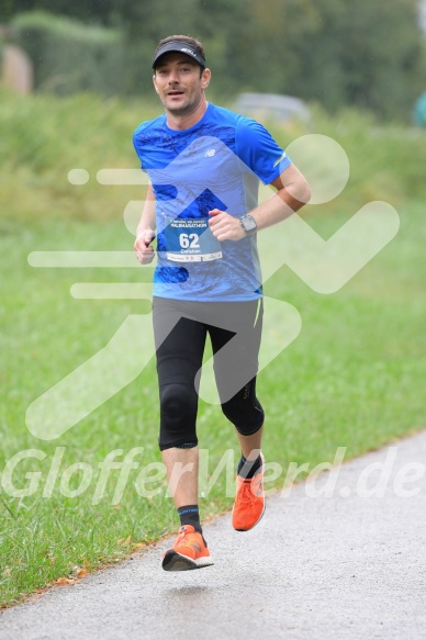 Hofmühlvolksfest-Halbmarathon Gloffer Werd