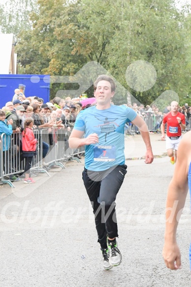 Hofmühlvolksfest-Halbmarathon Gloffer Werd