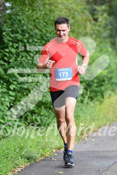 Hofmühl Volksfest-Halbmarathon Gloffer Werd