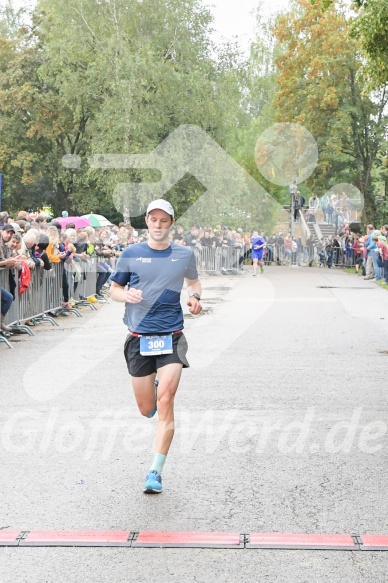 Hofmühlvolksfest-Halbmarathon Gloffer Werd