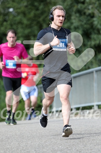 Hofmühl Volksfest-Halbmarathon Gloffer Werd