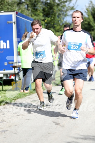 Hofmühl Volksfest-Halbmarathon Gloffer Werd