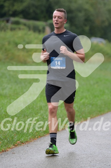 Hofmühlvolksfest-Halbmarathon Gloffer Werd