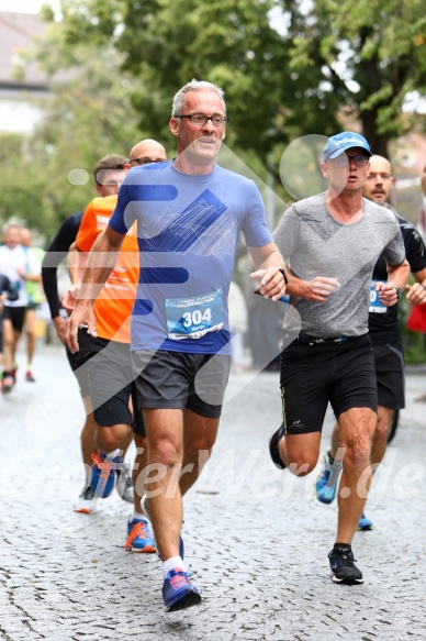 Hofmühlvolksfest-Halbmarathon Gloffer Werd