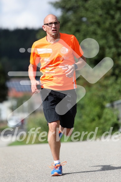 Hofmühl Volksfest-Halbmarathon Gloffer Werd