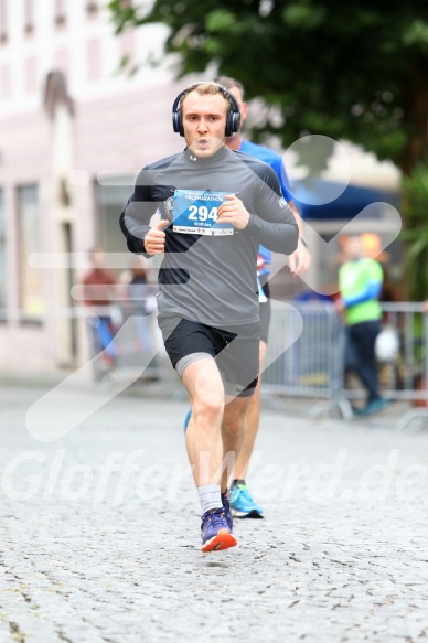 Hofmühlvolksfest-Halbmarathon Gloffer Werd