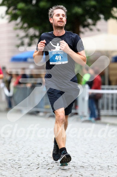 Hofmühlvolksfest-Halbmarathon Gloffer Werd