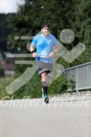 Hofmühl Volksfest-Halbmarathon Gloffer Werd