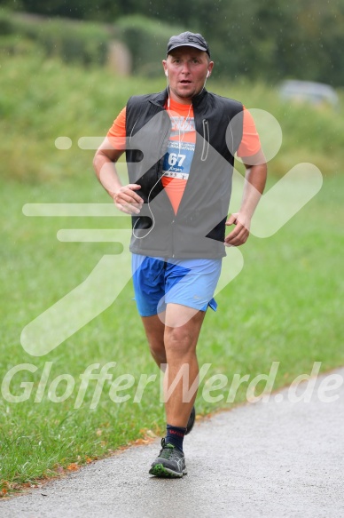 Hofmühlvolksfest-Halbmarathon Gloffer Werd