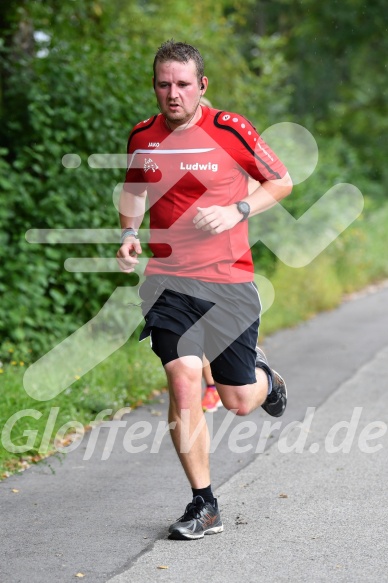 Hofmühl Volksfest-Halbmarathon Gloffer Werd