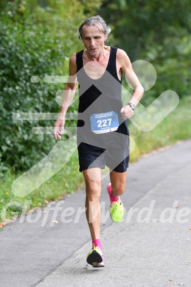 Hofmühl Volksfest-Halbmarathon Gloffer Werd