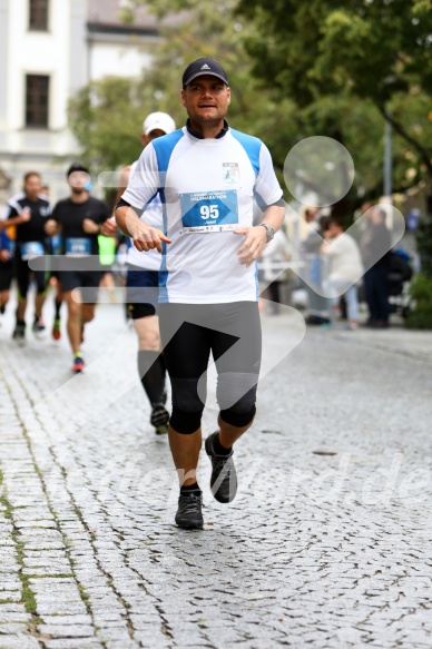 Hofmühlvolksfest-Halbmarathon Gloffer Werd