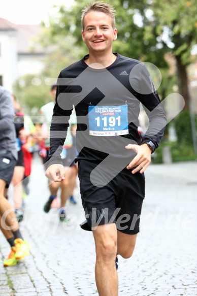 Hofmühlvolksfest-Halbmarathon Gloffer Werd