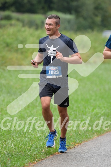 Hofmühlvolksfest-Halbmarathon Gloffer Werd