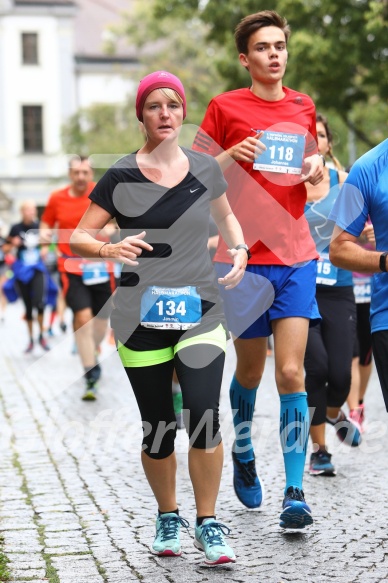 Hofmühlvolksfest-Halbmarathon Gloffer Werd