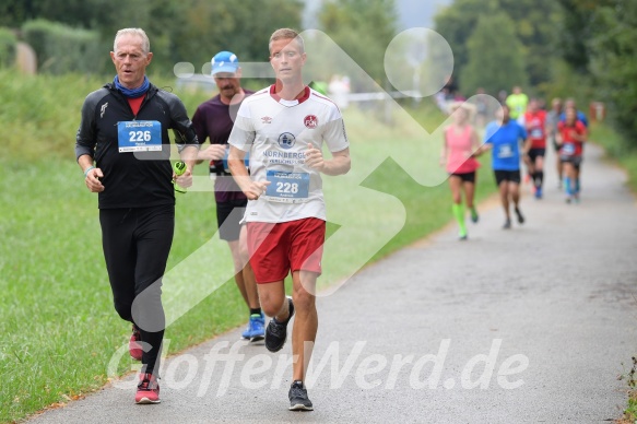 Hofmühlvolksfest-Halbmarathon Gloffer Werd