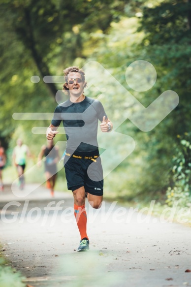 Hofmühlvolksfest-Halbmarathon Gloffer Werd