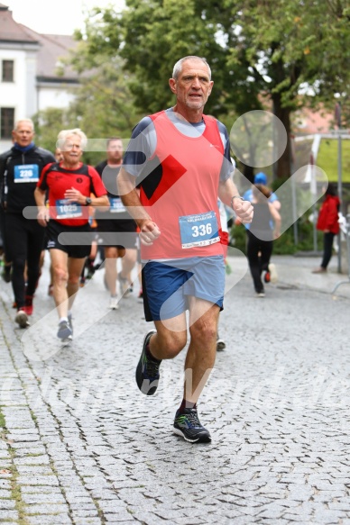 Hofmühlvolksfest-Halbmarathon Gloffer Werd