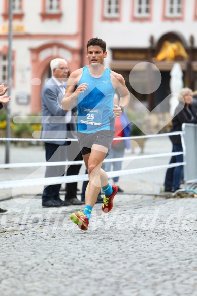 Hofmühlvolksfest-Halbmarathon Gloffer Werd