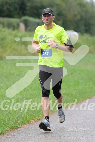 Hofmühlvolksfest-Halbmarathon Gloffer Werd