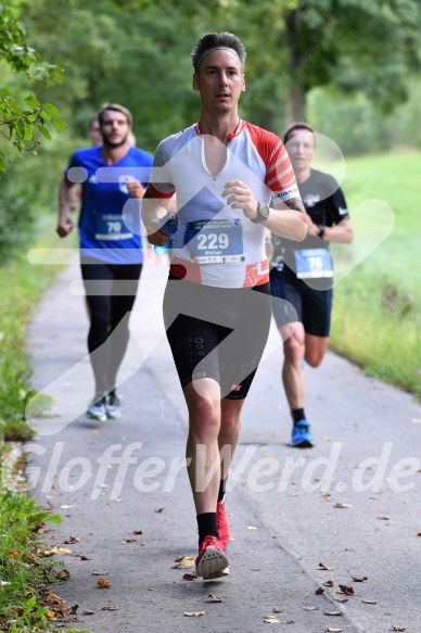 Hofmühl Volksfest-Halbmarathon Gloffer Werd