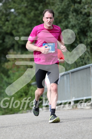 Hofmühl Volksfest-Halbmarathon Gloffer Werd