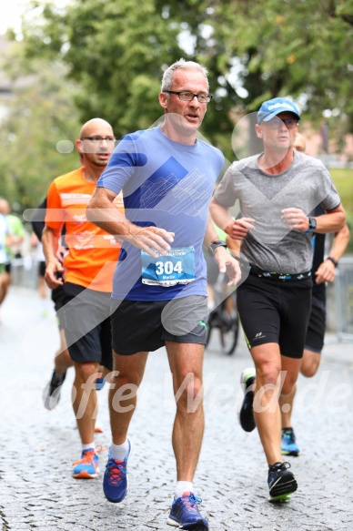 Hofmühlvolksfest-Halbmarathon Gloffer Werd