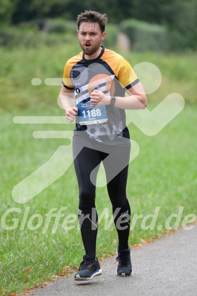 Hofmühlvolksfest-Halbmarathon Gloffer Werd