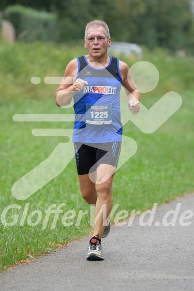 Hofmühlvolksfest-Halbmarathon Gloffer Werd