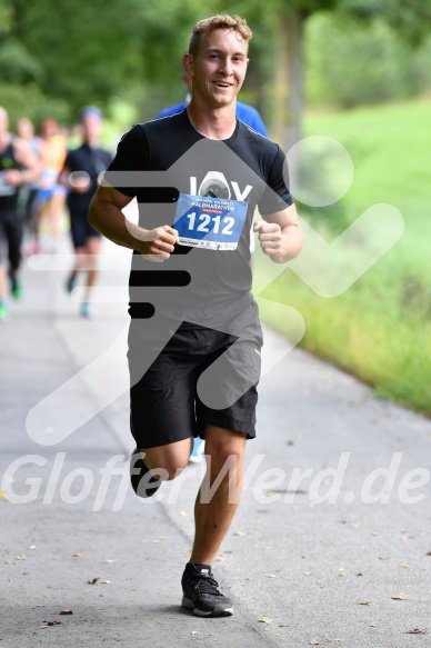 Hofmühl Volksfest-Halbmarathon Gloffer Werd