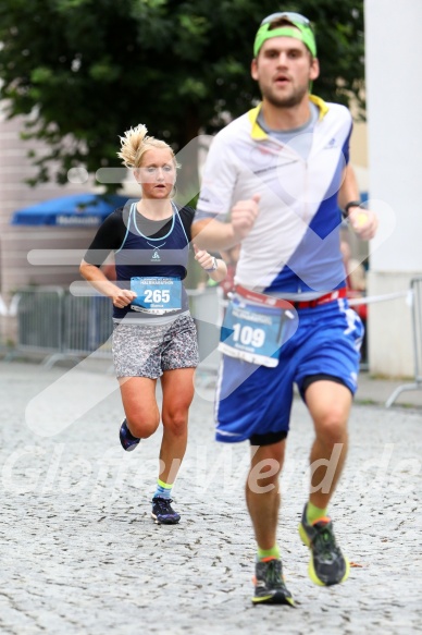 Hofmühlvolksfest-Halbmarathon Gloffer Werd