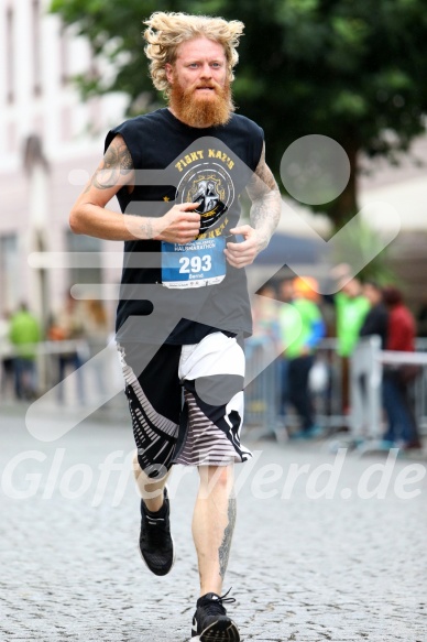 Hofmühlvolksfest-Halbmarathon Gloffer Werd