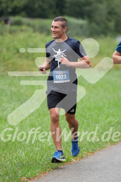 Hofmühlvolksfest-Halbmarathon Gloffer Werd