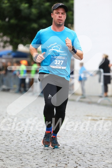 Hofmühlvolksfest-Halbmarathon Gloffer Werd