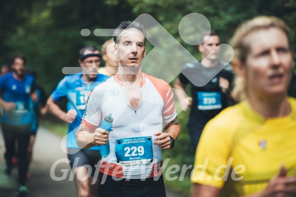 Hofmühlvolksfest-Halbmarathon Gloffer Werd