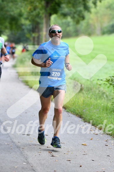 Hofmühl Volksfest-Halbmarathon Gloffer Werd