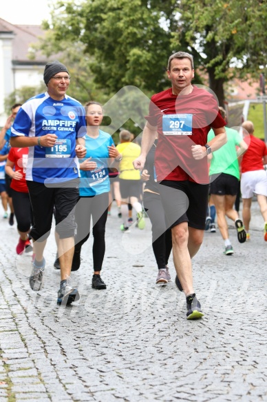 Hofmühlvolksfest-Halbmarathon Gloffer Werd