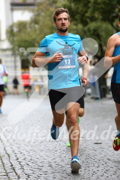 Hofmühlvolksfest-Halbmarathon Gloffer Werd