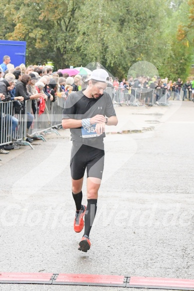 Hofmühlvolksfest-Halbmarathon Gloffer Werd