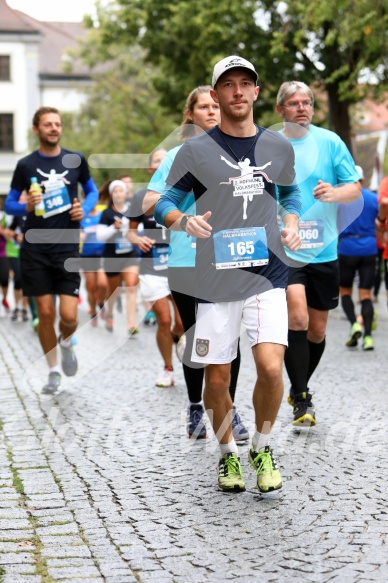 Hofmühlvolksfest-Halbmarathon Gloffer Werd