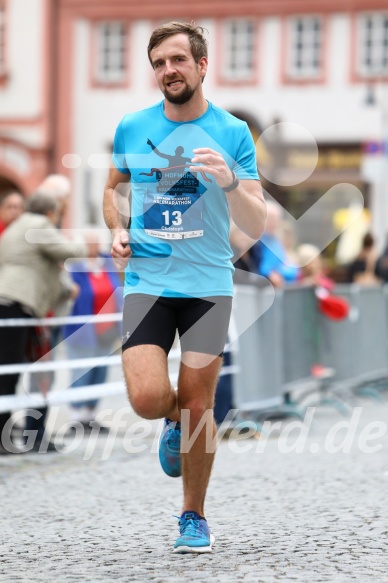 Hofmühlvolksfest-Halbmarathon Gloffer Werd