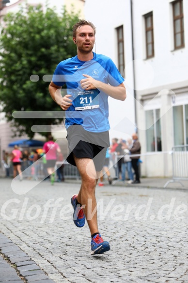 Hofmühlvolksfest-Halbmarathon Gloffer Werd